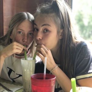 Meet your Posher, Avery